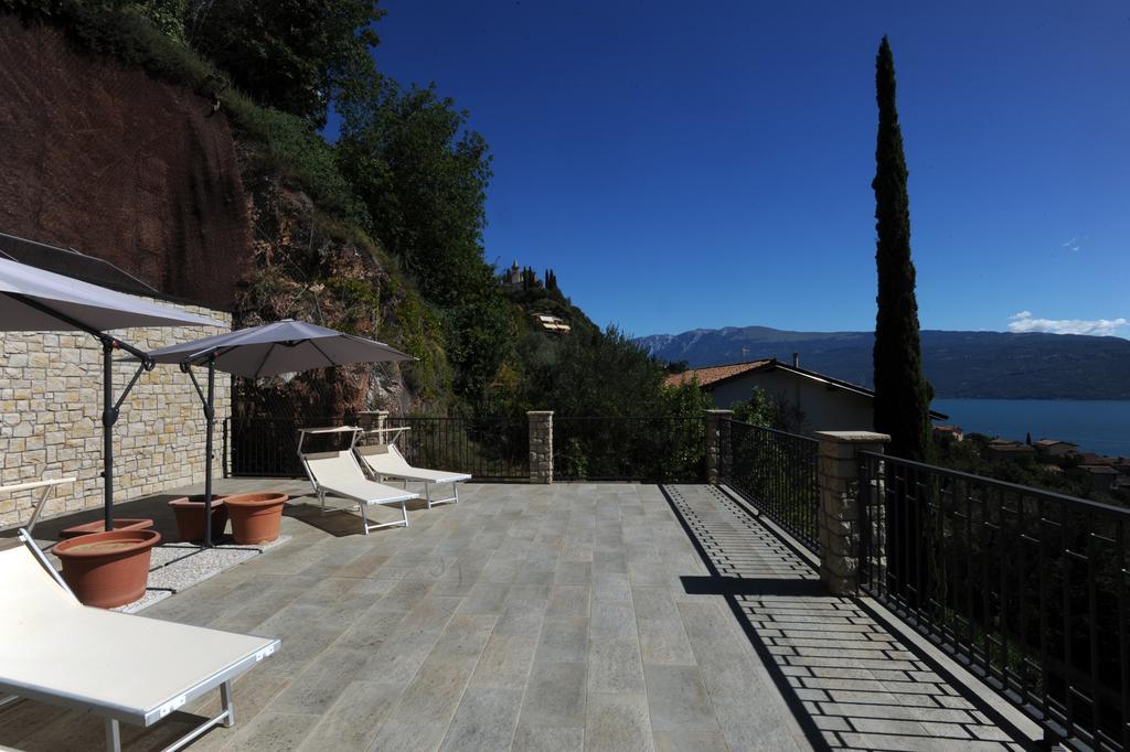 Residence Virgilio Toscolano Maderno Buitenkant foto